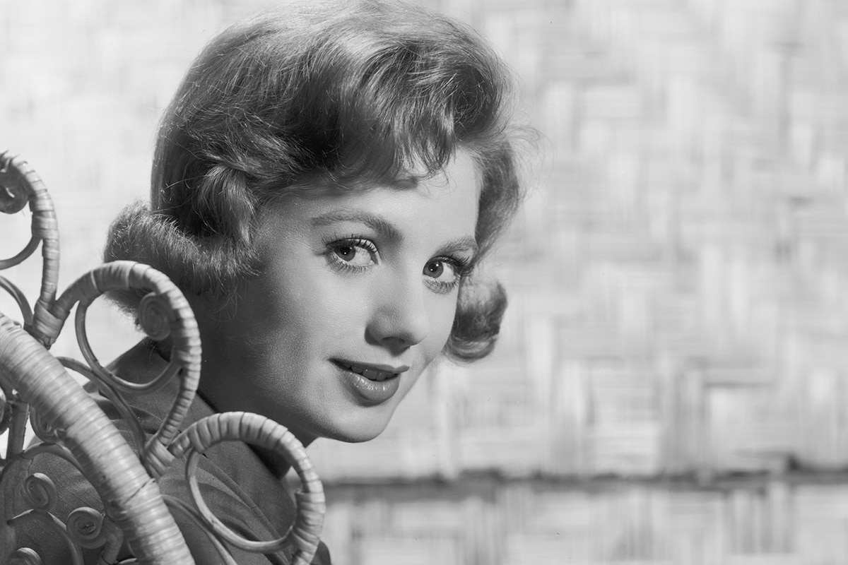 SUTS Shirley Jones 1200x500