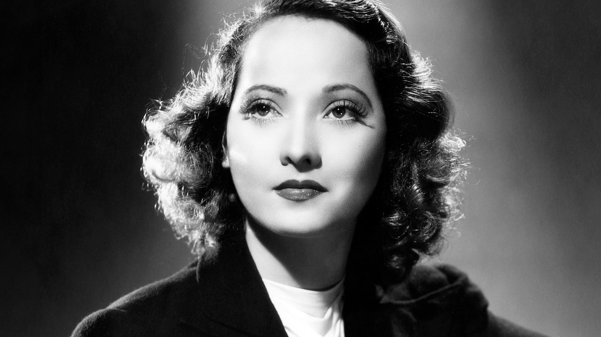 Merle Oberon headshot