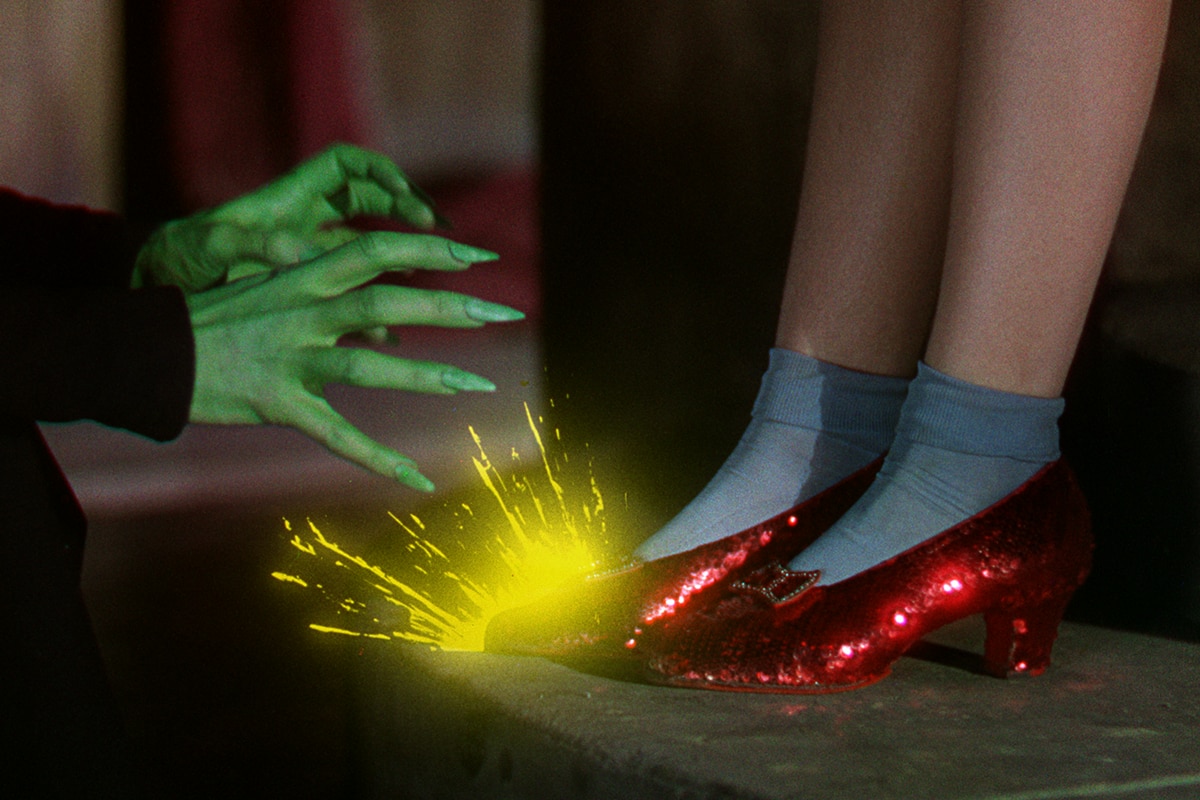 Wizard of Oz Ruby Slippers 1200x800