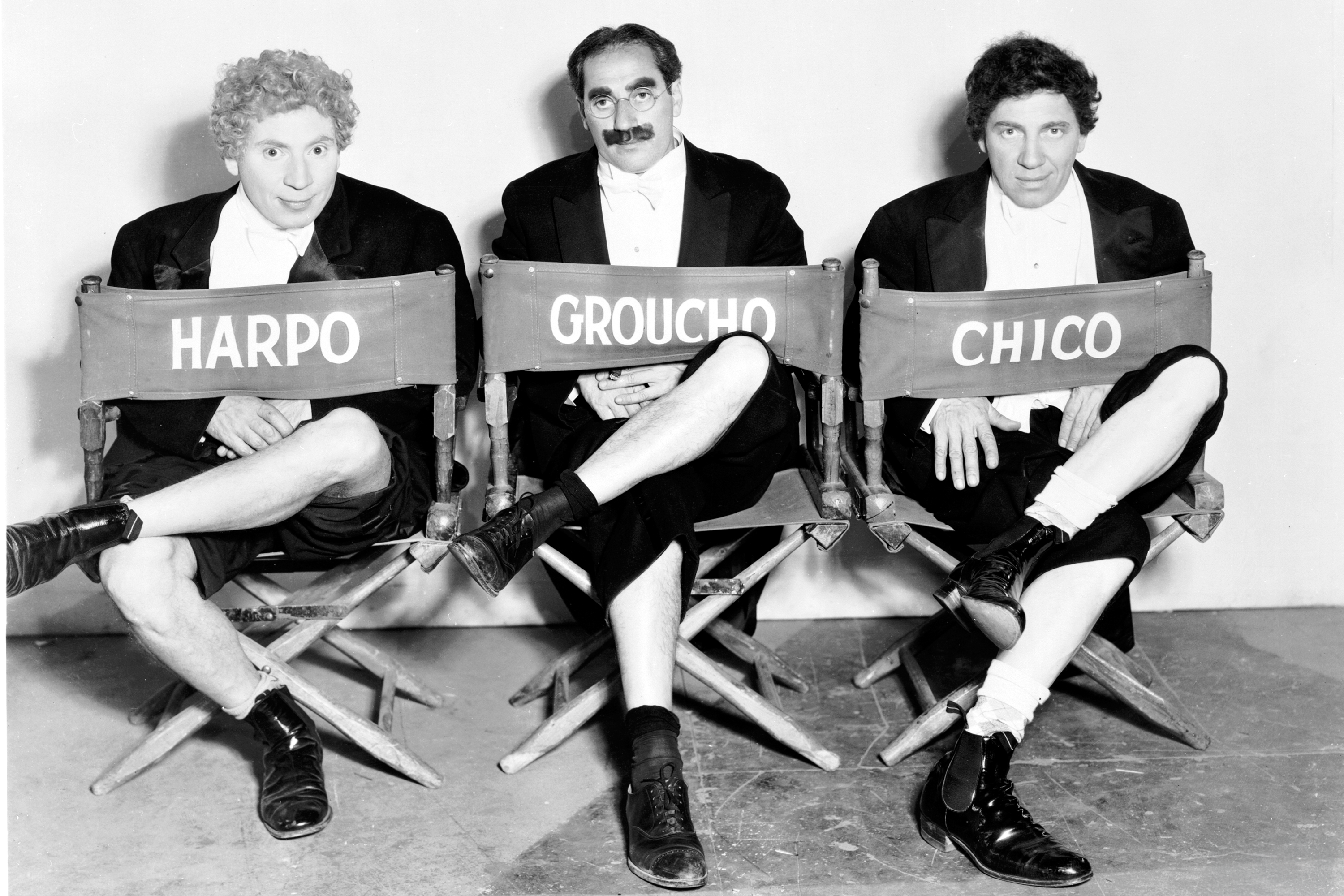 A Night at the Opera Bros 2 - 3000x2000