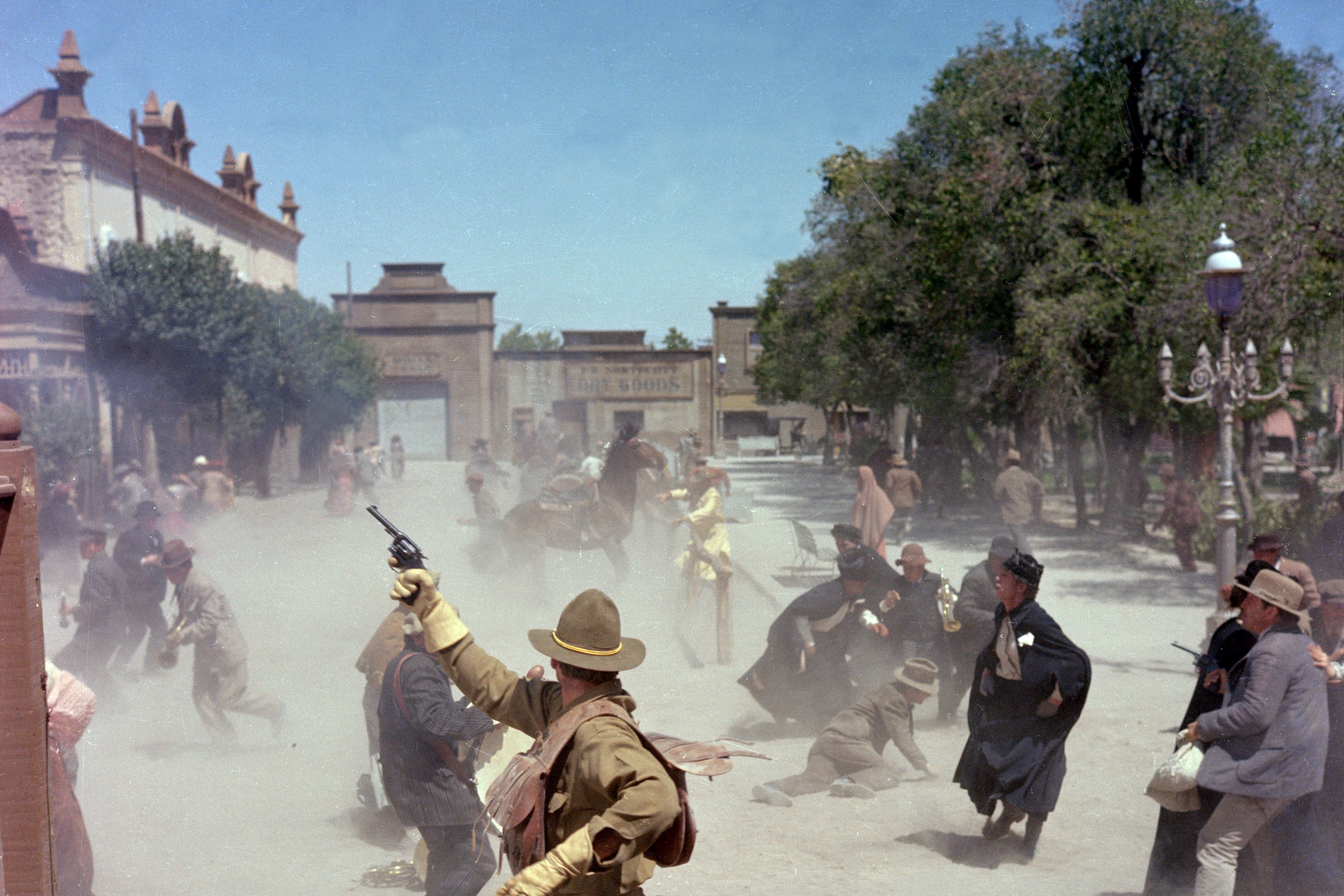 Wild Bunch Opening 3000x2000