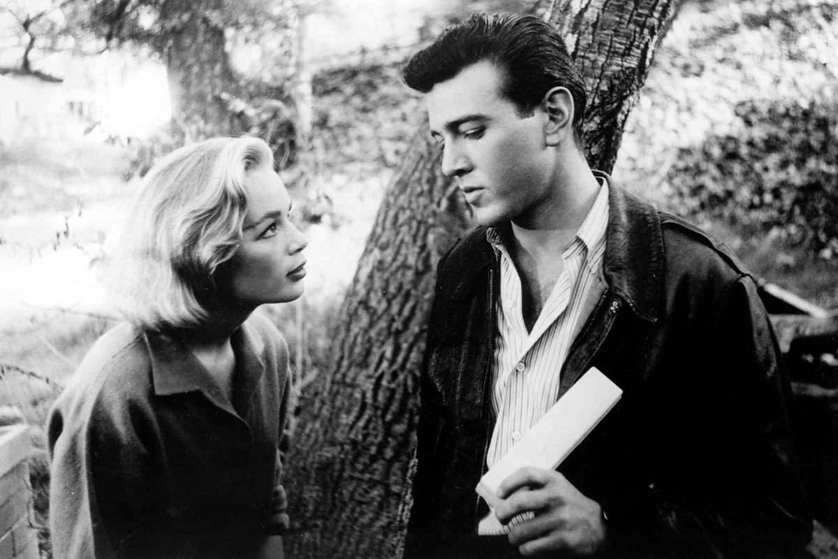 Stakeout Dope Street 1200x800