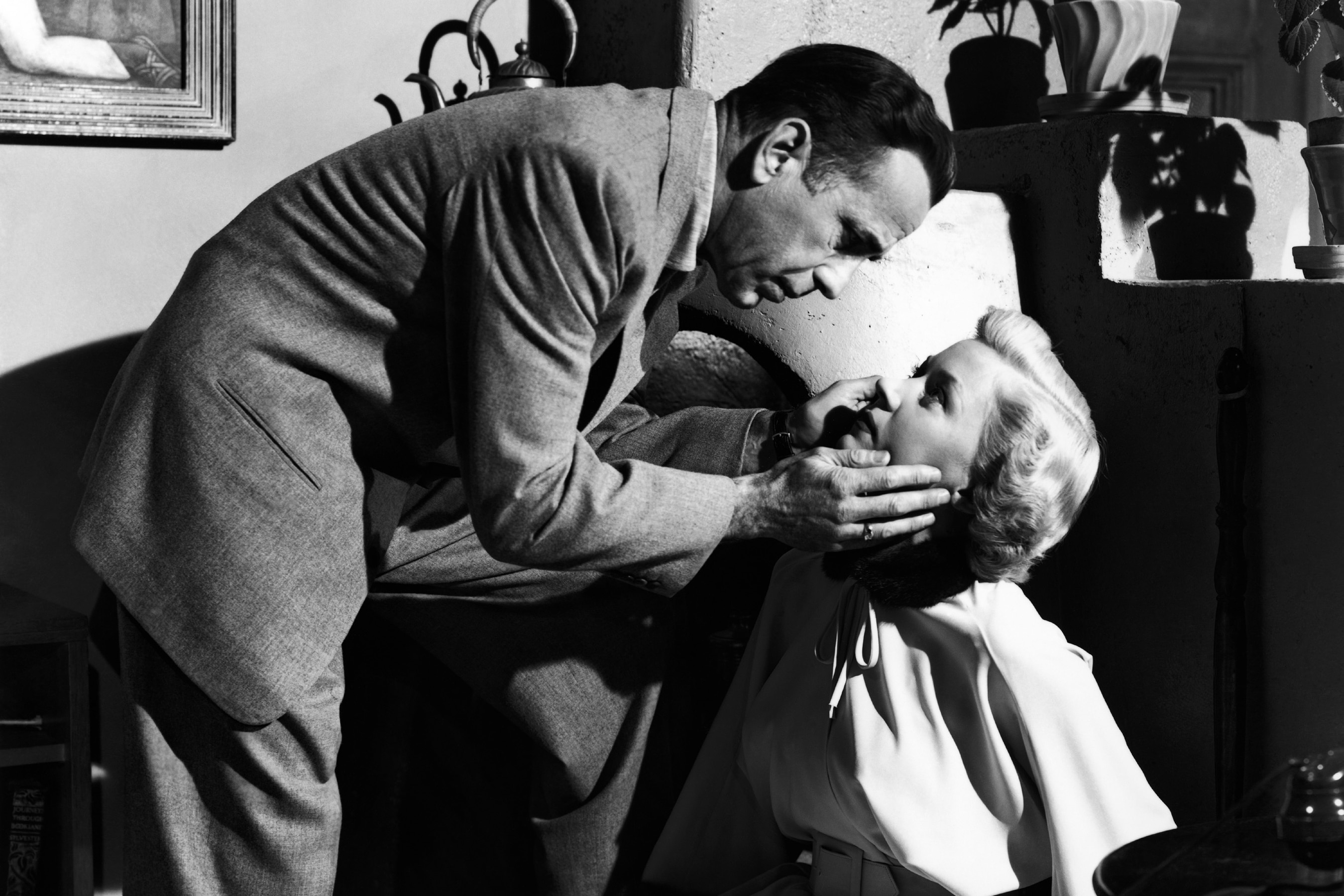 In a Lonely Place grab 
