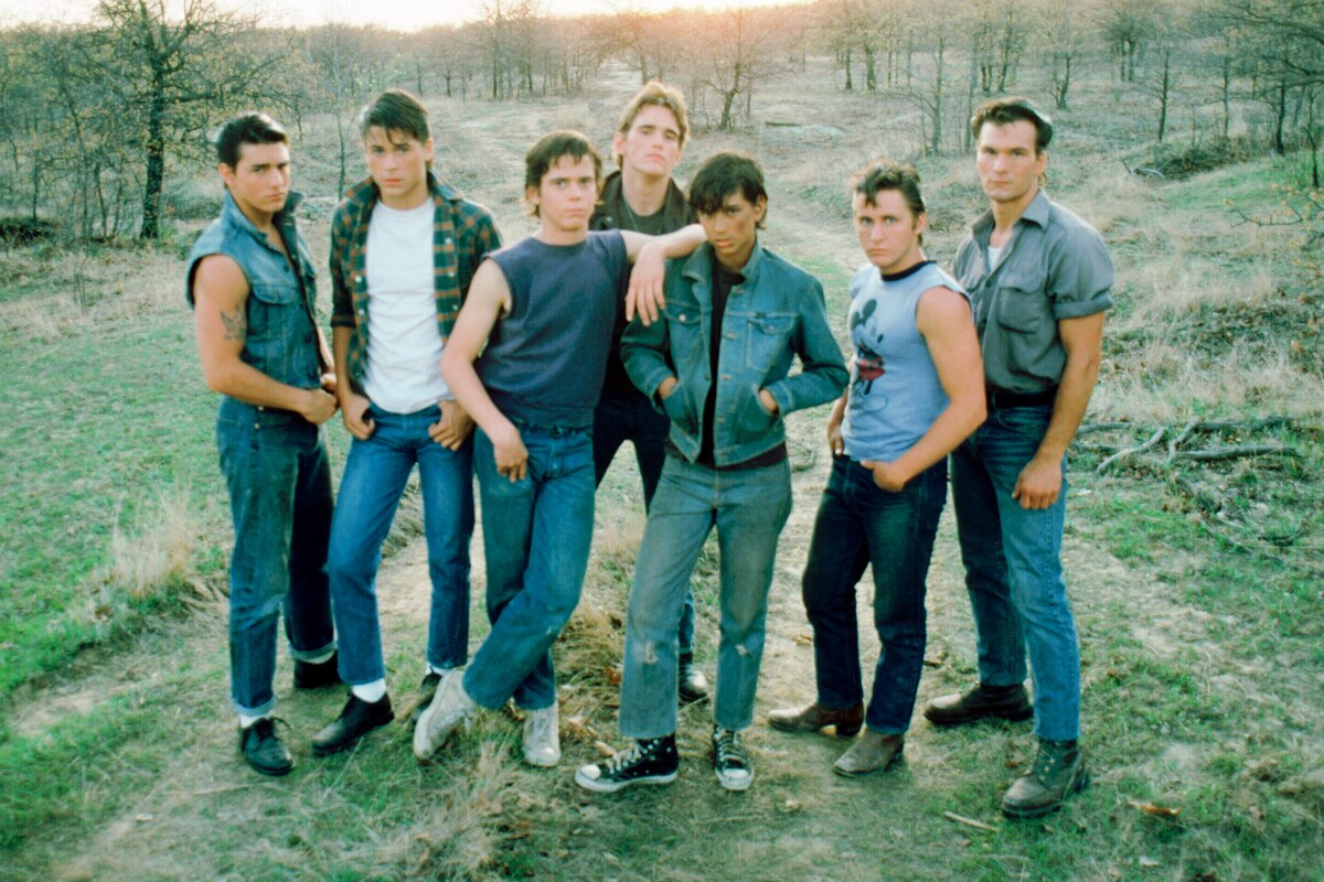 The Outsiders: The Complete Novel