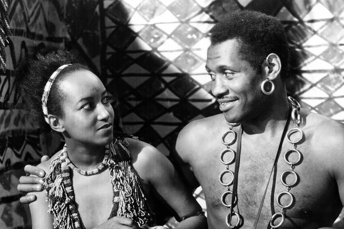 Sanders of the River