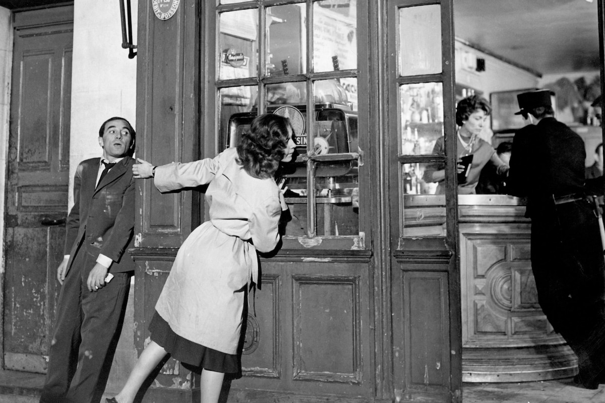 Shoot the Piano Player