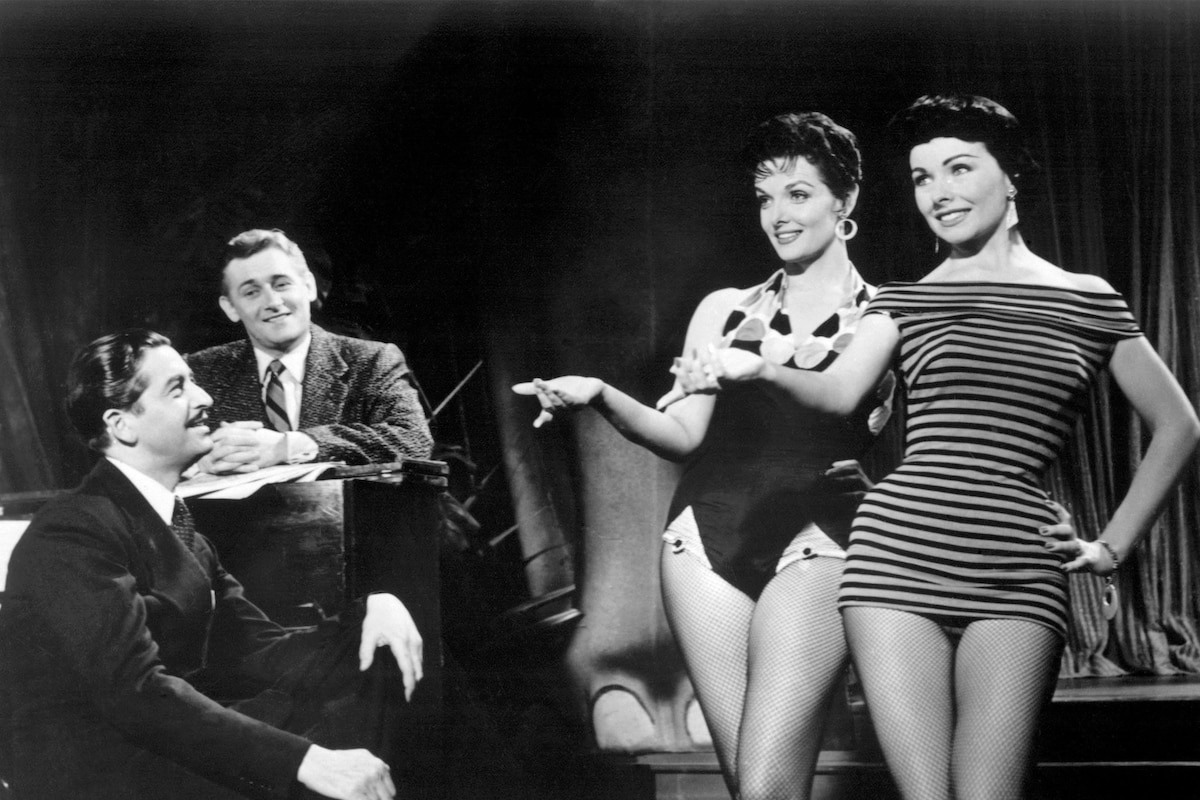 Gentlemen Marry Brunettes