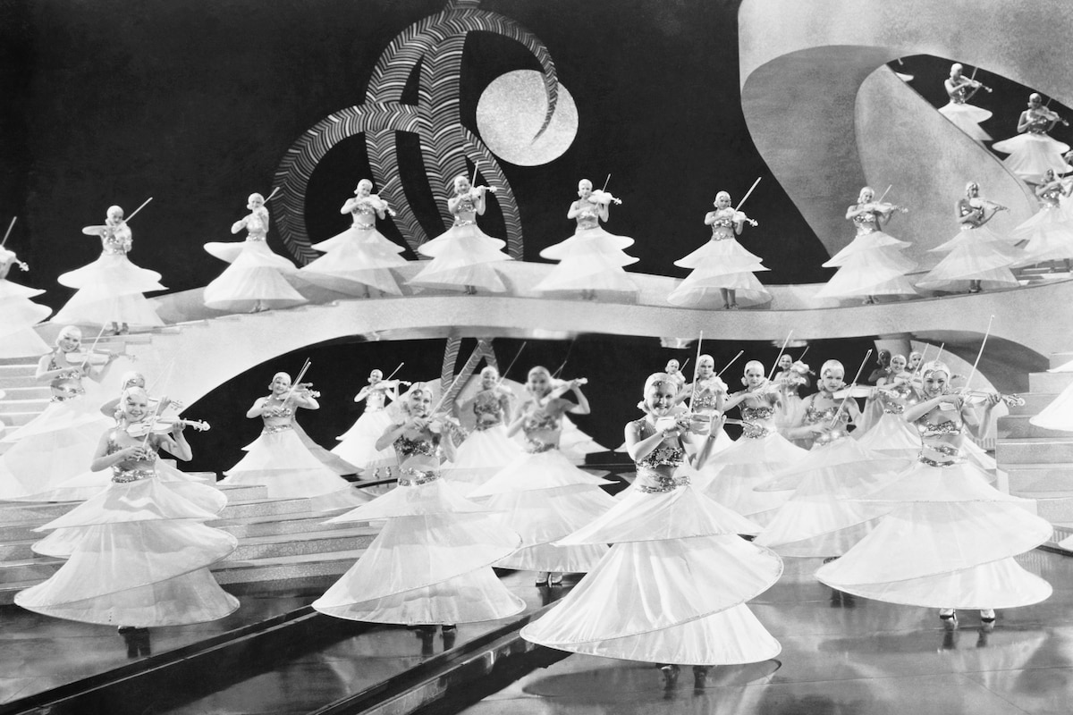 The Big Idea - Gold Diggers of 1933