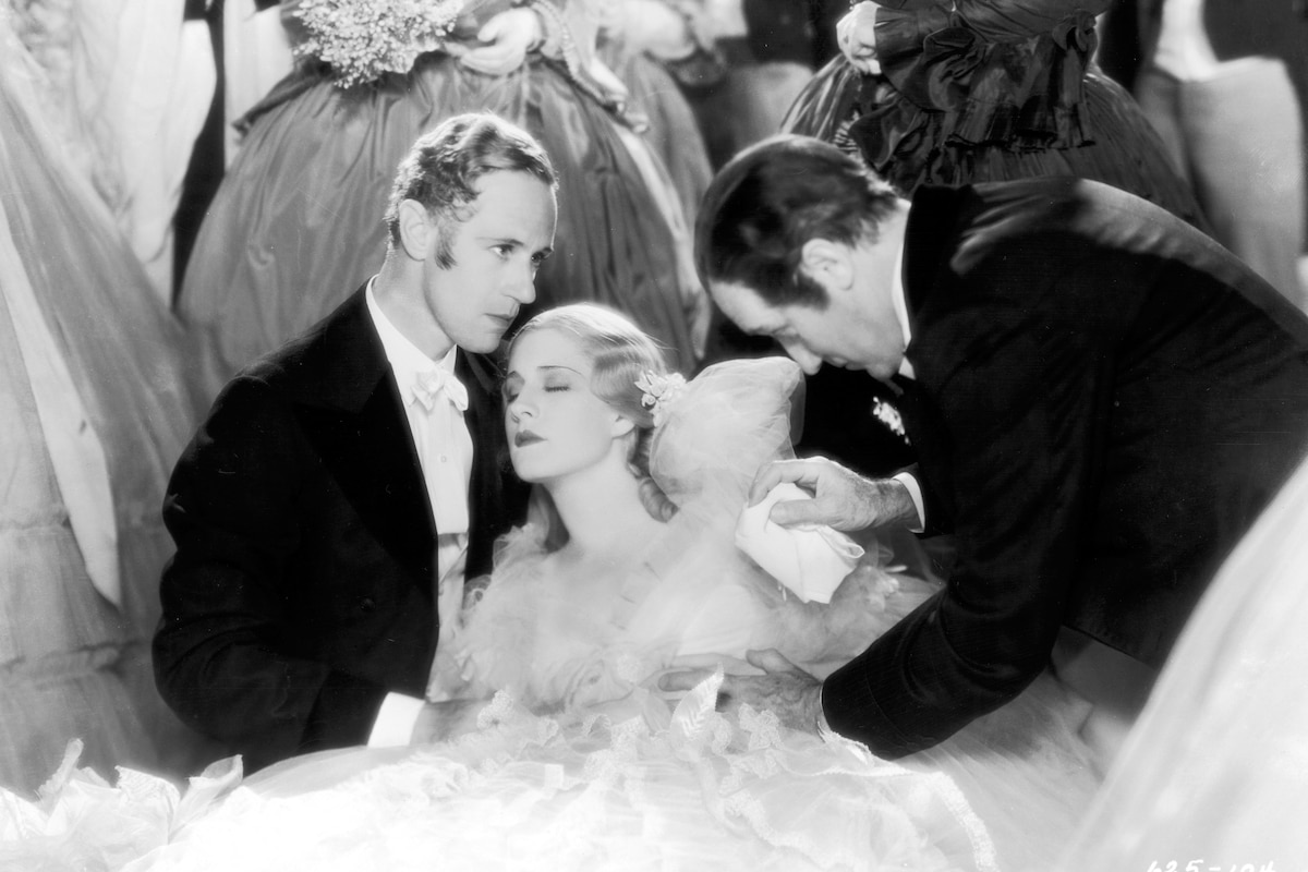 Smilin' Through (1932)