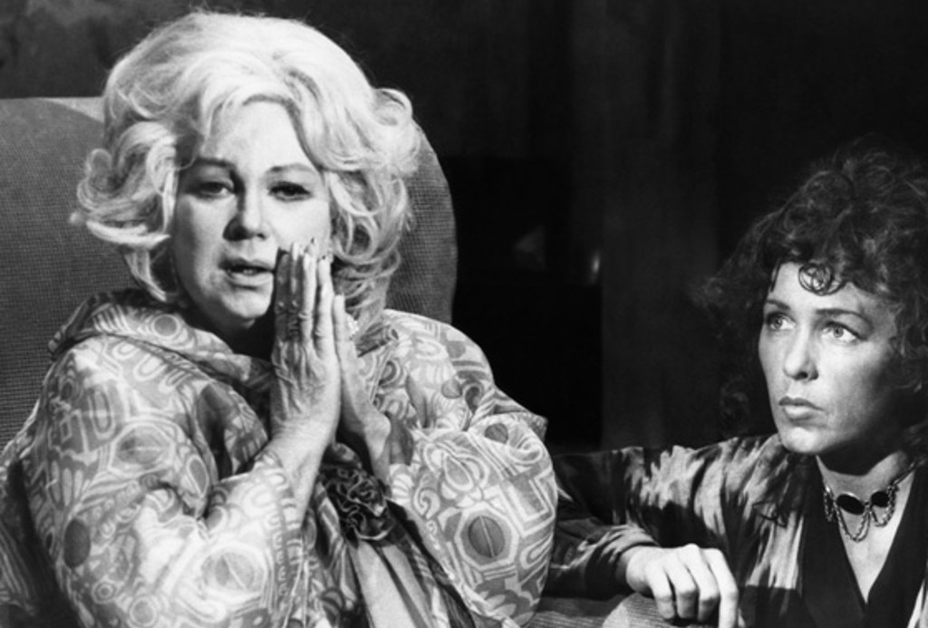 The Manitou - Tony Curtis in the Bizarre 1978 Supernatural Thriller THE MANITOU on DVD