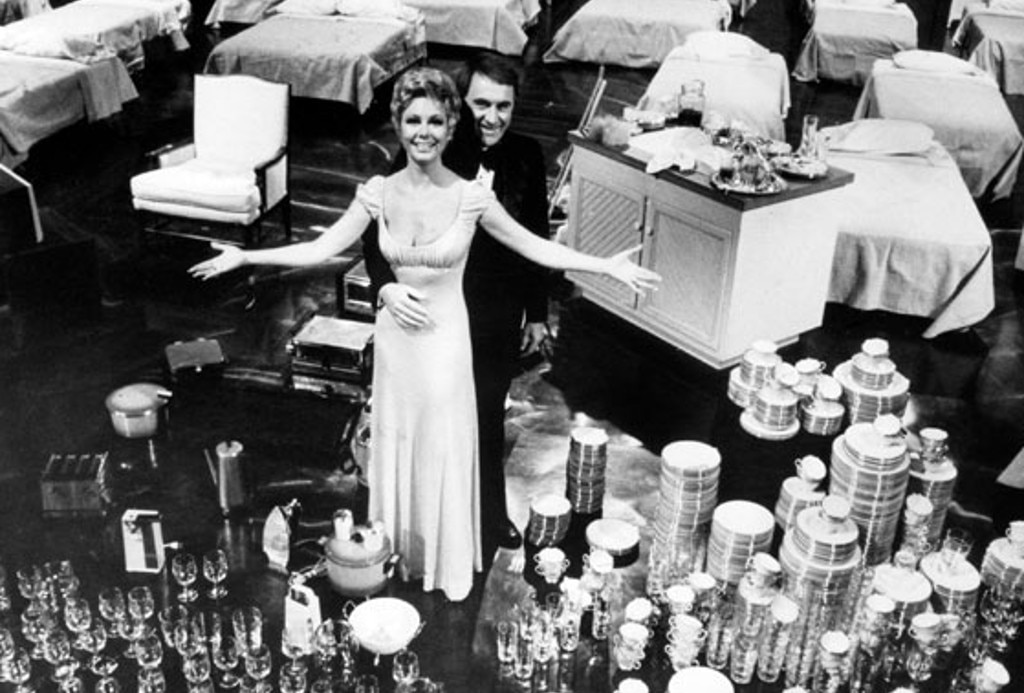 Mitzi: A Tribute to the American Housewife