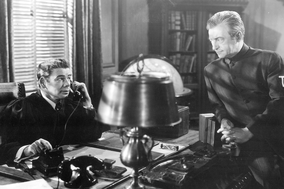 Angel on My Shoulder (1946)