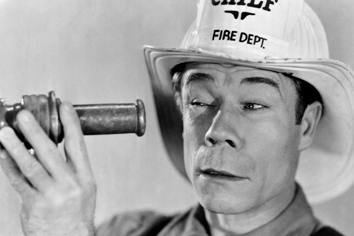 Fireman Save My Child (1932)