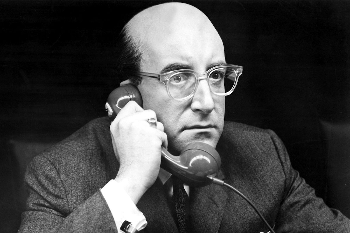 The Critics Corner - DR. STRANGELOVE (1963)