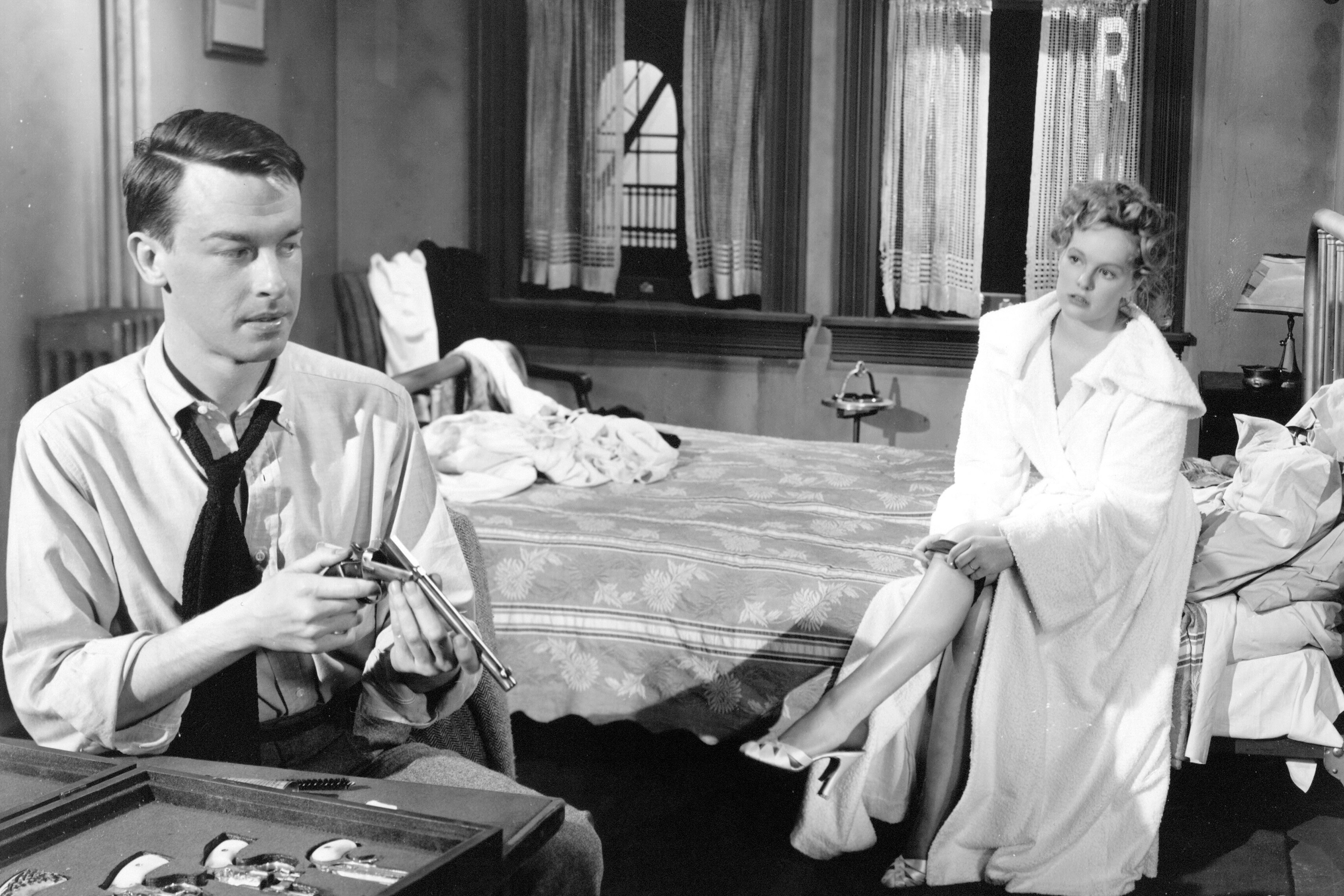 Gun Crazy aka Deadly is the Female