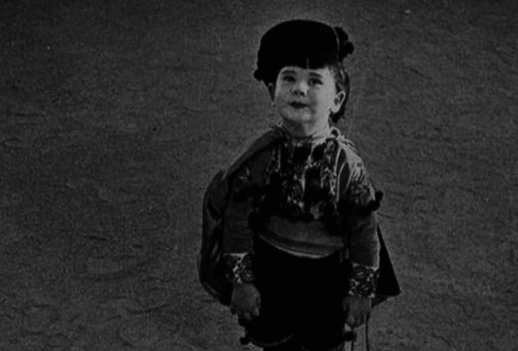 Baby Peggy: The Elephant in the Room