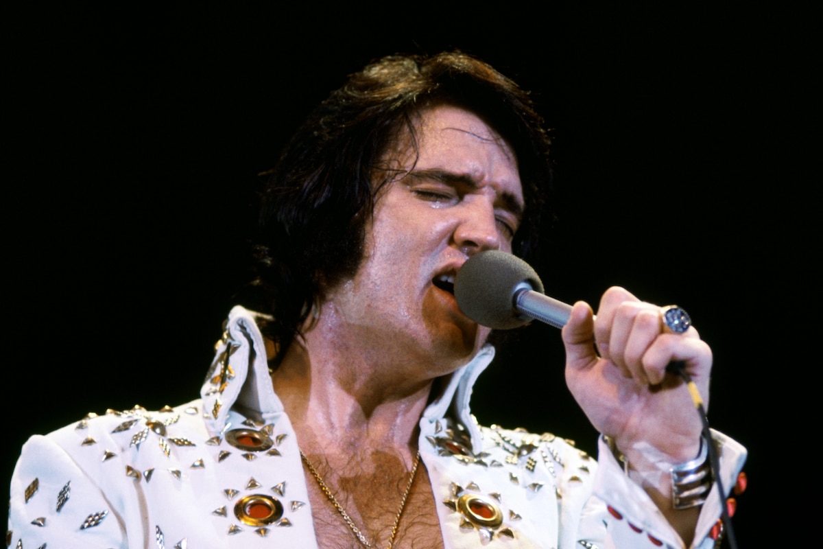 Elvis on Tour  - Elvis on Tour