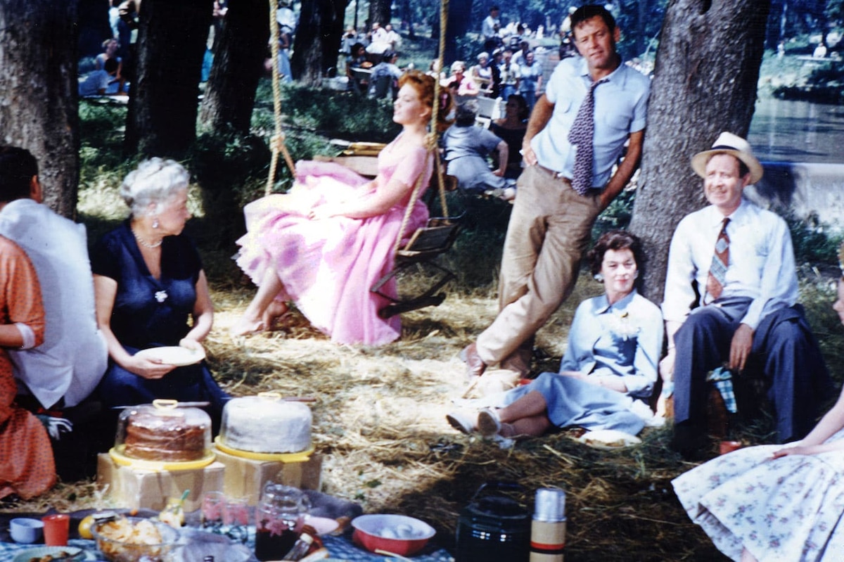 Spotlight: There’s No Place Like Hometowns