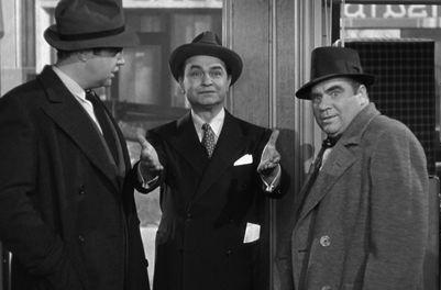 Larceny, Inc. (1942) -- Godspeed Bigelow!