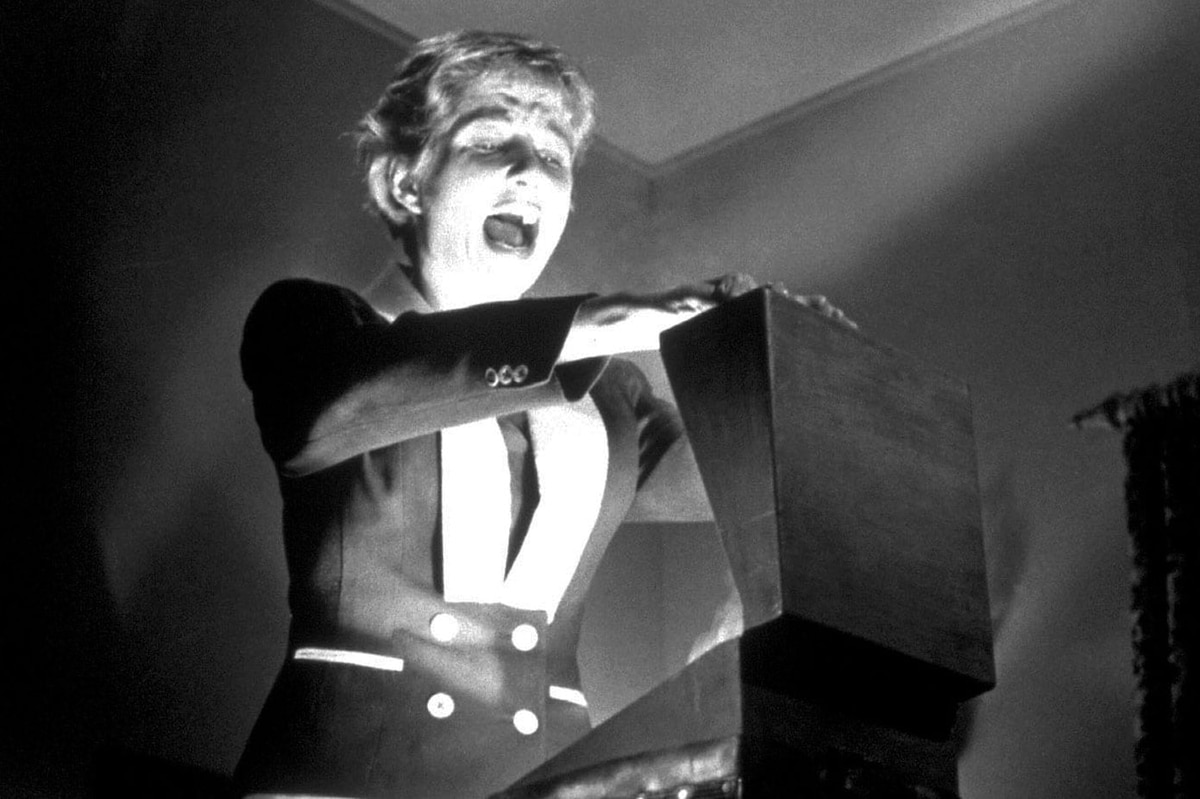 Opening Title Sequences